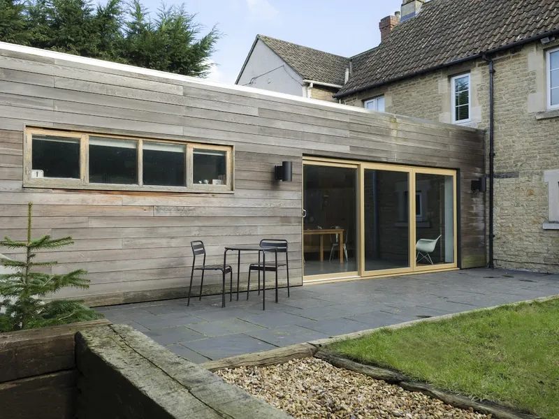 Patio Clapton