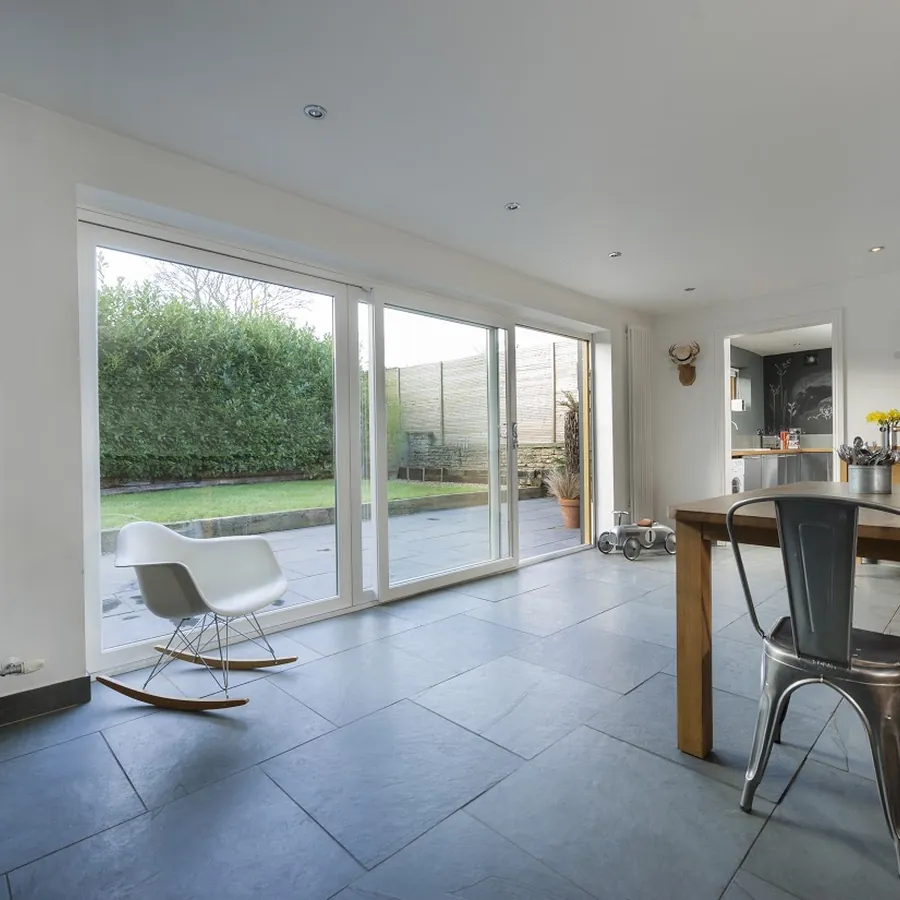 Patio Clapton
