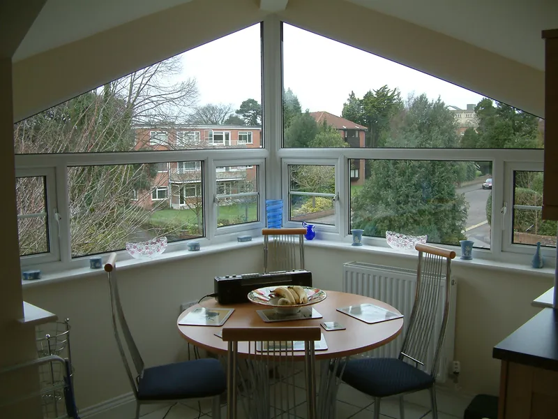 Bay Windows Clapton