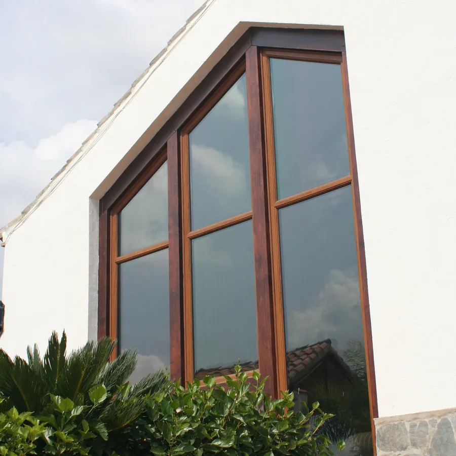 Bay Windows Clapton
